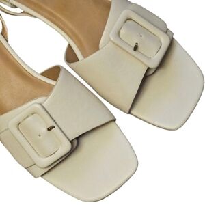 NEW! SEYCHELLES Buckle Low Heel Open Toe Sandals 9.5.